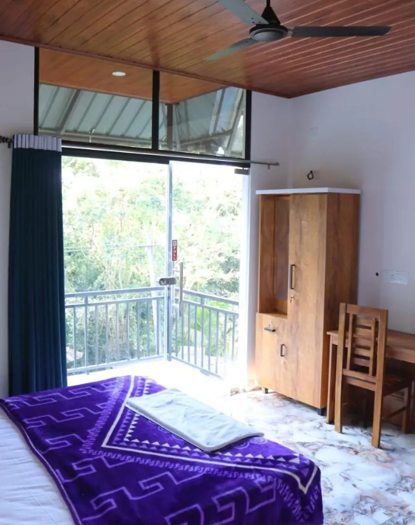 Half Moon Holiday Home - 4 Bedroom Villa Anachal 인도